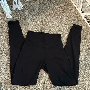 Lululemon wonder under black leggings size 2